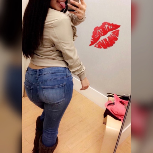 Bomber Jacket - Picture 10 of 11